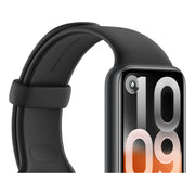 Xiaomi Smart Band 10 Pro in het zwart schuin van linksvoor op witte achtergrond